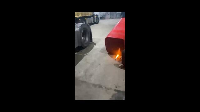 Вода в топливном баке Scania 143. Замёрз заборник в баке, причина найдена.
