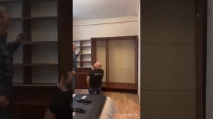 ПЕРЕНОСИМ ШКАФ (ОЧЕНЬ БЫСТРО)))