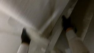 Как наклеить перфорированный уголок защитный ПВХ! Перфорированный угол ПВХ! Защитный уголок!