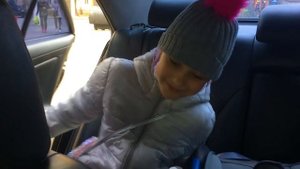 ЕВА ХОЧЕТ БЫТЬ МАЛЕНЬКОЙ ?