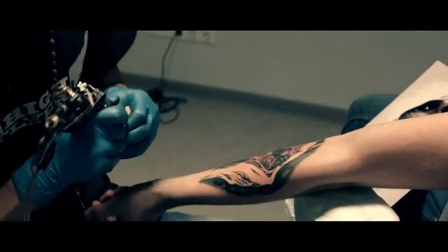 Татуировка супер! смотреть онлайн