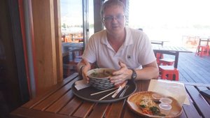 Вьетнамская кухня в парке Горького. Суп Фо Бо и свинина на гриле