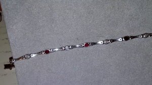 Рубины с бриллиантами в белом золоте.