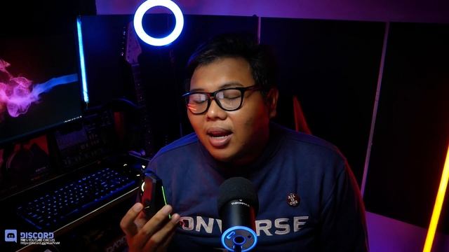 Review : Thunderobot M701 - Gaming Mouse Wireless Dengan Ketahanan Bateri Hebat смотреть онлайн