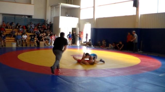 Первенство Республики Крым по греко-римской борьбе среди юношей 2002-04 г.р. 2018г.-8а смотреть онлайн