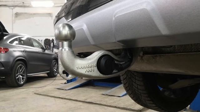 Установка электрического фаркопа на BMW X5 G05