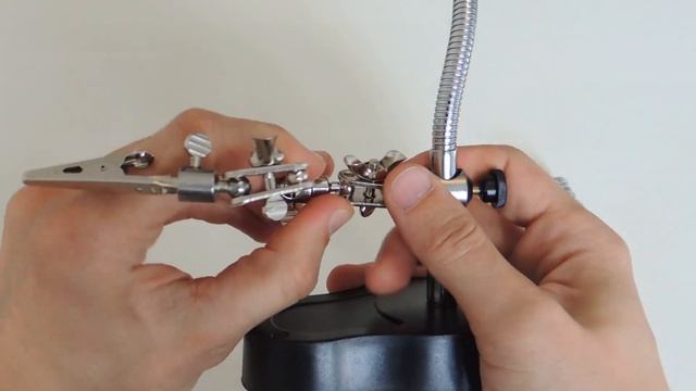 MG16126-A 4X / 12X Portable LED Light Magnifier Review from GearBest.com смотреть онлайн