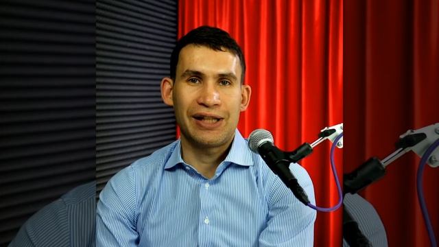 Что делать, если после развода один из супругов до сих пор проживает/прописан в квартире другого? смотреть онлайн