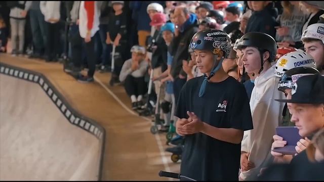 10 ДЕТАЛЕЙ КОТОРЫХ НЕТ В РОССИИ ? смотреть онлайн