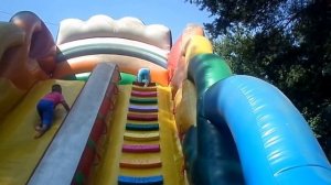 Надувная горка