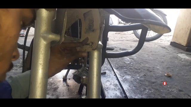 Suzuki gs 150se front shock boot replace at home @kashifsuzukicentre