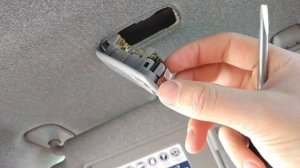 Замена лампочек в плафонах освещения макияжных зеркал Hyundai Santa-FE TM 2018+