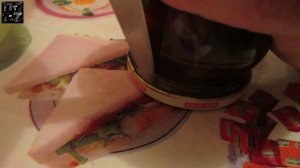 Как открыть банку с закручивающейся крышкой