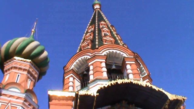 КРАСНАЯ ПЛОЩАДЬ смотреть онлайн