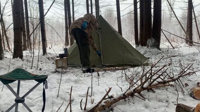 Поход зимой в лес?❄️/палатка с печкой??