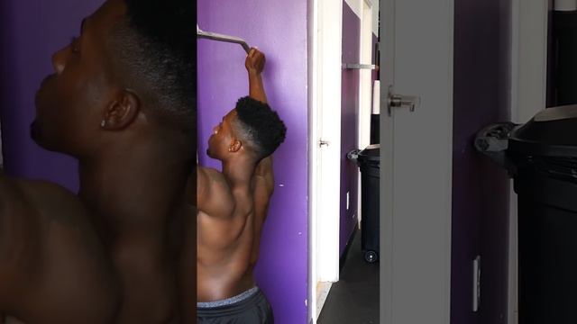 Master the Lat Pull Down Avoid Injuries and Maximize Muscle Activation