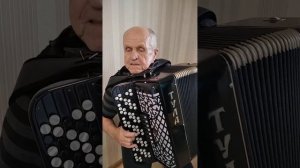 Народная песня:Кому это надо-никому не надо. В обработке Владимира Свисткова