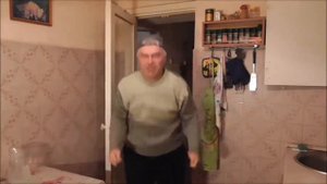 Гена Горин танцует