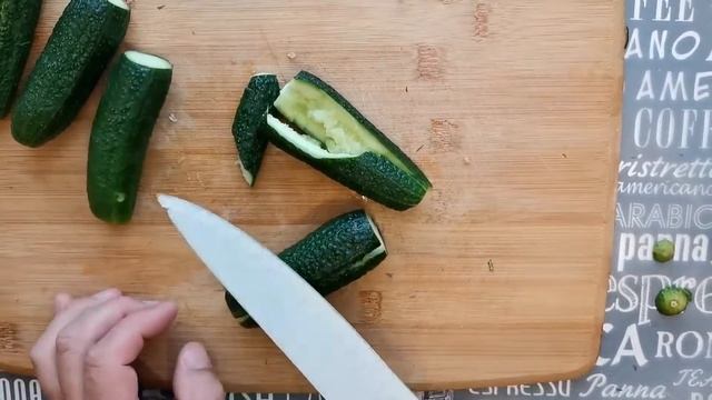 Какой лучше? Два рецепта малосольные огурчиков. смотреть онлайн