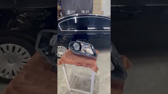 Замена штатных галогеновых линз на билед модули ILLUM на автомобиле VW Passat B6 2006 смотреть онлайн