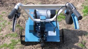 Скидка 20% на электрокультиватор для рыхления почвы на дачных и садовых участках Hyundai T 2000-E