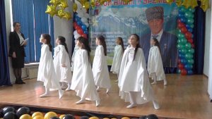 АИСТ НА КРЫШЕ!!! Красивый танец