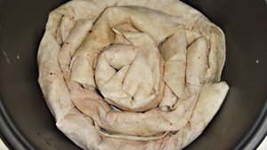 Мясной рулет в лаваше в мультиварке