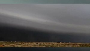 Страшные черные тучи в Саудовской Аравии / Катаклизмы