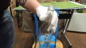 Укупорщик для бутылок. Укупорщик алюминиевых колпачков