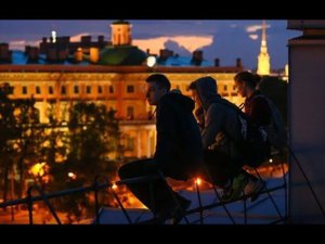 И на крышах, и в сети: война руферов и петербуржцев вышла на новый уровень