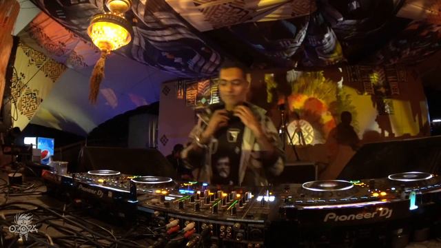 DJ Nitin @ Ozora Festival Pumpui 2023 [VEVAL.RU] смотреть онлайн