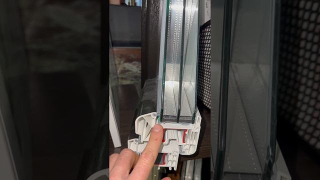 ПОКАЗЫВАЮ ОТЛИЧИЯ ОКОННЫХ ПРОФИЛЕЙ