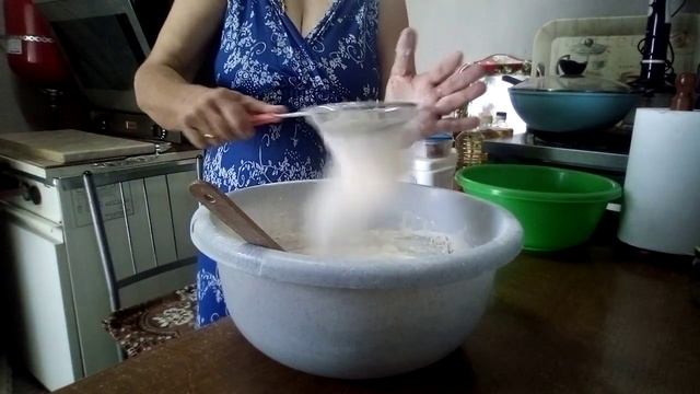 Устройство для выкачевания масла, сухарики, хлеб для батоном?.Цены на оливковое масло. смотреть онлайн