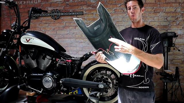 Victory High Ball Rear Fender Install by Low and Mean смотреть онлайн