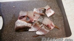 Щука кусочками в сметане в духовке