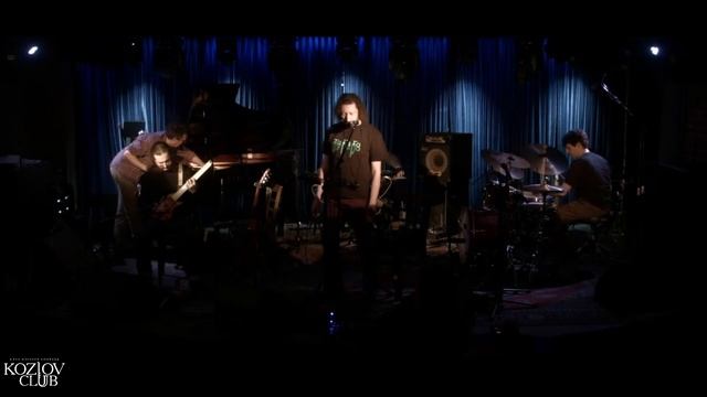 САНДОМИРСКИЙ И ДРУЗЬЯ. МИНИ-ФЕСТИВАЛЬ «ТРИ ПЕТРА» смотреть онлайн