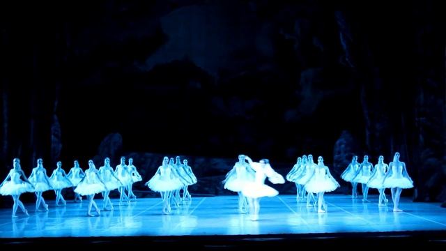 "Баядерка" 16.03.18 (поклоны) смотреть онлайн