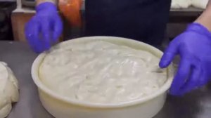 Популярный чесночный хлеб, чесночное масло с петрушкой