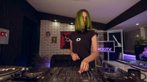 Miss Monique MiMo Weekly Podcast 020 [Progressive House_Melodic Techno DJ Mix]