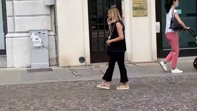 Как одеваются итальянки в элегантном возрасте, итальянские бабушки смотреть онлайн