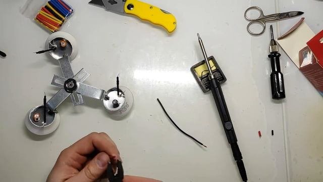 Мощная диодная лампа в обычный потолочный светильник типа 