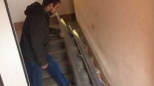 Откидной пандус в подъезде вид снизу