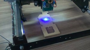 самодельный автономный контроллер для лазера на STM32 "КАСКАД"