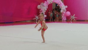 Художественная гимнастика! Мне 4 года! Ставь ? лайк и подписывайся ?