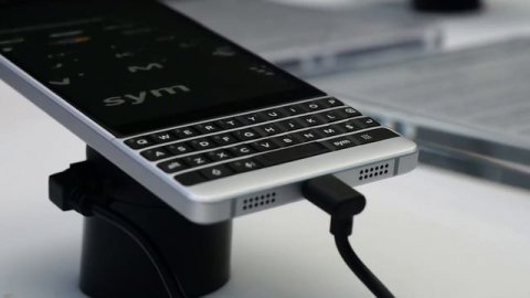 Обзор BlackBerry KEY2: Первые впечатления