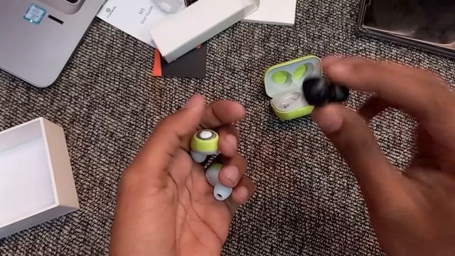 Mees Earbuds M1 | Cutest EarBuds Ever | Earbuds Price in Pakistan ??