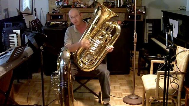 Kodak Zi8 and Chinese Miraphone 191 Tuba Review смотреть онлайн