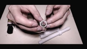 Стреляющая бумажная пушка + пластилин