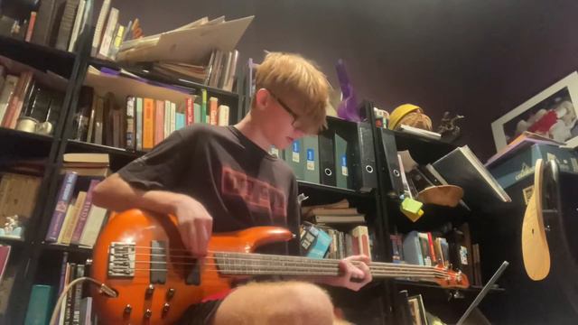 Falling in reverse - The drug in me is you (bass cover) смотреть онлайн