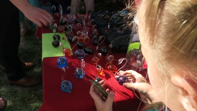 Fair, Food, Face Paint смотреть онлайн